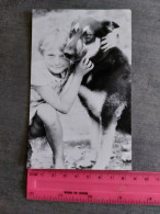 Old Original Photo 1990s -young Girl Teenager With The Dog - Personnes Anonymes