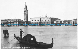 R151500 Venezia. Panorama E Gondola. Finzi - World