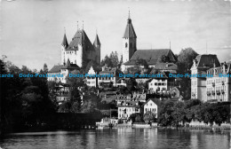 R151563 Thun Schloss Und Kirche - Monde