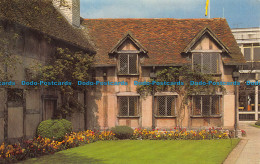 R151582 Shakespeares Birthplace From The Garden. Stratford Upon Avon. Jarrold - World