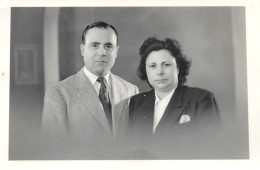 Photo 11 X 17  Originale Photographie - Portrait De Couple - Photo Vers 1950 - Personas Anónimos