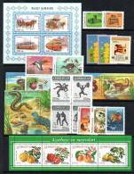 AZERBAIAN - 2000  - SELECTIONS OF STAMPS, SETS AND S/SHEETS  MINT NEVER HINGED, SG CAT £74.90 - Azerbaïdjan