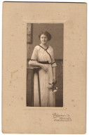 Fotografie Blesius, Hameln, Ostertorwall 3, Portrait Junge Dame Im Hübschen Kleid  - Anonymous Persons
