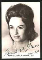 AK Opernsängerin Elisabeth Ebert Mit Perlenkette, Autograph  - Opéra