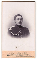 Fotografie Otto Hoppe, Celle, Altencellerthorstr. 7, Portrait Sildat In Uniform Rgt. 77 Mit Schützenschnur  - Personnes Anonymes