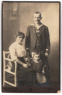 Fotografie Wilhelm Loos, Flöha I. Sa., Bismarckstr. 26, Portrait Matrose In Uniform Mit Matrosenknoten Und Moustache  - Anonymous Persons