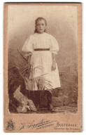 Fotografie H. Sigelkow, Buxtehude, Zwischen Den Brücken, Portrait Junges Mädchen Im Weissen Kleid  - Personnes Anonymes
