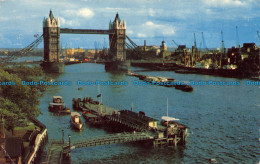 R153205 Tower Bridge And Pool Of London. London. 1963 - Andere & Zonder Classificatie