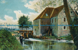 R151947 Old Postcard. House And Lake - World