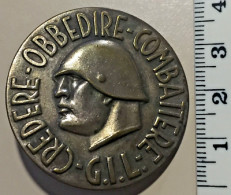 DISTINTIVO MEDAGLIA GIL CREDERE-OBBEDIRE-COMBATTERE 1940 ORIGINALE FASCISMO- 11 - Autres & Non Classés