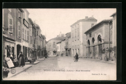 CPA Sury-le-Comtal, Rue Grenette, Vue De La Rue  - Altri & Non Classificati