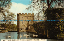 R153370 Gatehouse And Swans Bishops Palace. Wells. Harvey Barton - Monde