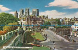 R152717 York Minster From The City Walls - Monde