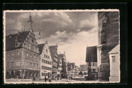 AK Dinkelsbühl, Markplatz Mit Fussgängern  - Dinkelsbühl