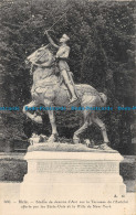 R152131 Blois. Statue De Jeanne D Arc Sur La Terrasse De L Eveche Offerte Par Le - Monde