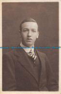 R152842 Old Postcard. Young Man. Alec Roberts - World