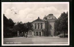 AK Halle A. S., Fassade Des Stadttheater  - Teatro