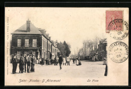CPA Saint-Nicolas-D`Aliermont, La Place  - Autres & Non Classés