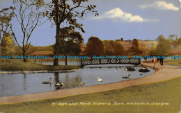 R154078 Bridge And Pond Victoria Park. Whiteinch Glasgow. M. And L. National - Monde