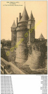 35.  VITRE .  Le Château . La Tour St-Laurent Coté Des Fossés . - Vitre