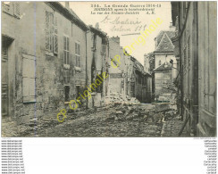 02.  SOISSONS Après Le Bombardement .  La Rue Des Francs-Boisiers . - Soissons