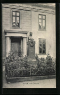 AK Eutin, Voss-Denkmal Vor Dem Gymnasium  - Eutin