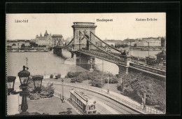 AK Budapest, Ketten-Brücke Mit Strassenbahn  - Tramways