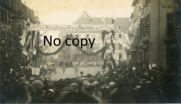 PHOTO FRANCAISE - ENTREE DES TROUPES FRANCAISES A SARREGUEMINES MOSELLE 1918 - GUERRE 1914 1918 - Guerre, Militaire