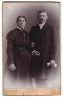 Fotografie Atelier Wertheim, Berlin, Leipzigerstrasse, Bürgerliches Paar In Hübscher Kleidung  - Anonymous Persons