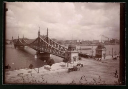 Fotografie Brück & Sohn Meissen, Ansicht Budapest, Strassenbahn An Der Franz-Josefs-Brücke  - Lugares