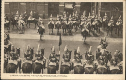 71065048 London Changing The Guard Horseguards Whitehall - Autres & Non Classés