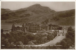 71063085 Edinburgh Palace Of Holyroodhouse Arthurs Seat Edinburgh - Otros & Sin Clasificación