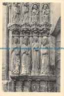 R152999 Angers. Cathedrale Statues Du Portail Cote Gauche - Monde