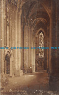 R152296 In Durham Cathedral. Judges Ltd - Monde