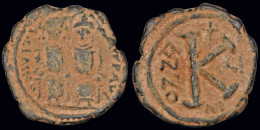 Justin II And Sophia AE Half Follis Large K - Byzantines