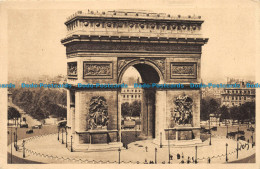 R154878 Paris. The Triumphal Arch. Yvon. 1932 - World