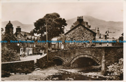 R155037 The Bridge And Square. Beddgelert. Valentine. No W.2909. RP - World