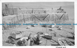 R155129 Clovelly. Fisher Mens And Boats. 1955 - Monde