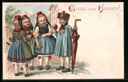 Künstler-AK Kinder In Hessischer Tracht Mit Puppe, Bretzel, Apfel, Schirm  - Trachten