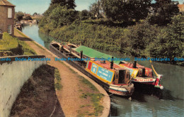 R155314 Britains Inland Waterways. Pair Of Narrow Boats At Braunston. Grand Unio - World