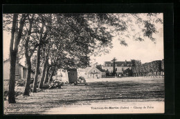 CPA Tournon-St-Martin, Champ De Foire  - Autres & Non Classés