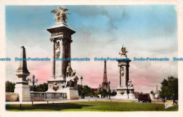 R155564 Paris. Le Pont Alexandre III Et La Tour Eiffel. C. A. P. RP. 1951 - Monde