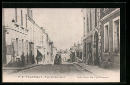 CPA Valencay, Rue Talleyrand  - Andere & Zonder Classificatie