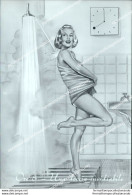 Cc312 Cartolina  Pin Up Ragazza Una Doccia Invidiabile - Unclassified