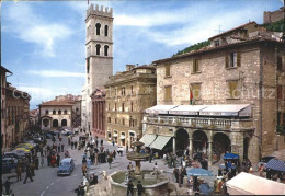 72383502 Assisi Umbria Piazza Del Comune Tempio Di Minerva E La Torre Comunale F - Sonstige & Ohne Zuordnung