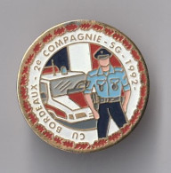 PIN'S THEME POLICE  SERVICES GENERAUX BORDEAUX 2 EME COMPAGNIE - Polizei