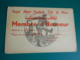 FOOTBALL +RAEC MONS: CARTE DE MEMBRE D'HONNEUR DE 50 FRANCS-11 GRAND PLACE -AVEC JOUEUR ET VILLE BEFFROI - Otros & Sin Clasificación