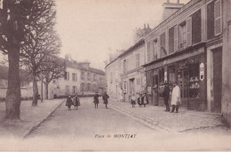 C25-77) MONTJAY - LA PLACE - ANIMATION  - HABITANTS - EPICERIE - TABACS - ( 2 SCANS ) - Sonstige & Ohne Zuordnung