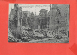 62 ARRAS Cpa Hotel De Ville En Ruines          285 AR - Arras