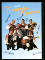AK Musikergruppe Original Karawanken Musikanten Mit Ihren Instrumenten Und Autogrammen  - Music And Musicians
